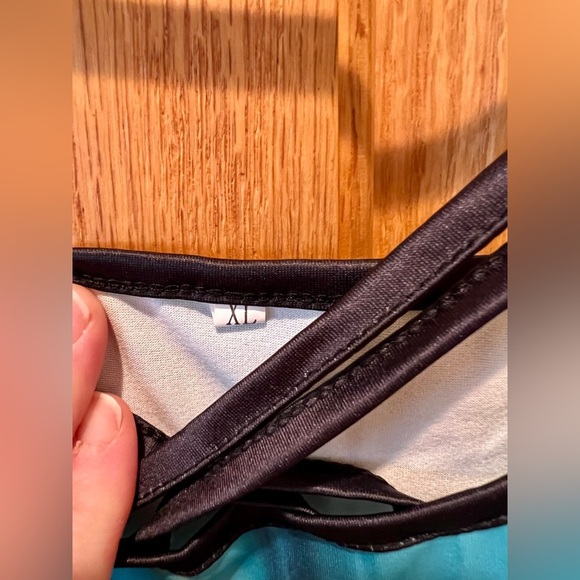 NWOT Women’s XL Color Block Slip Dress w/ Cross Strap Detail in Teal & Black - Picture 7 of 10